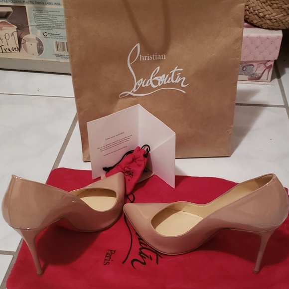Shoes - Picture 5 of 5
